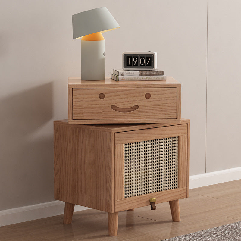 Smilo Bedside Table image 0