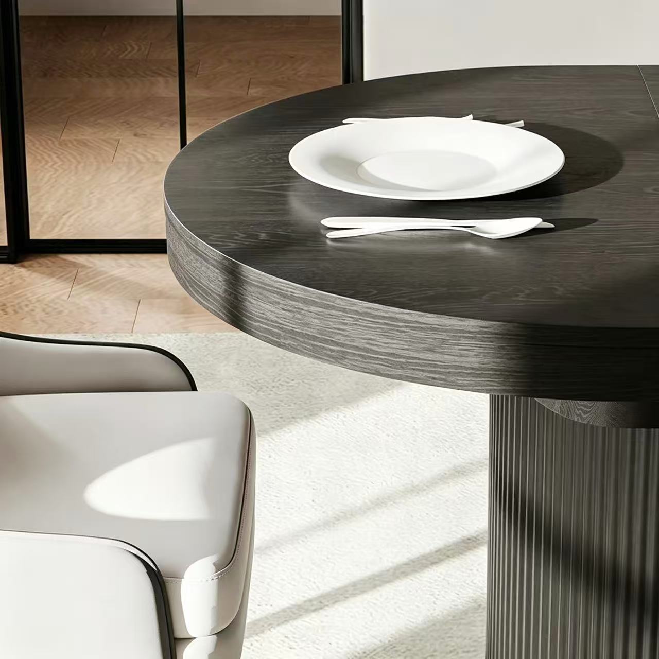 Marlow Modern Oval Extendable Wooden Dining Table – Black, 2–4 Seater, 110–140cm