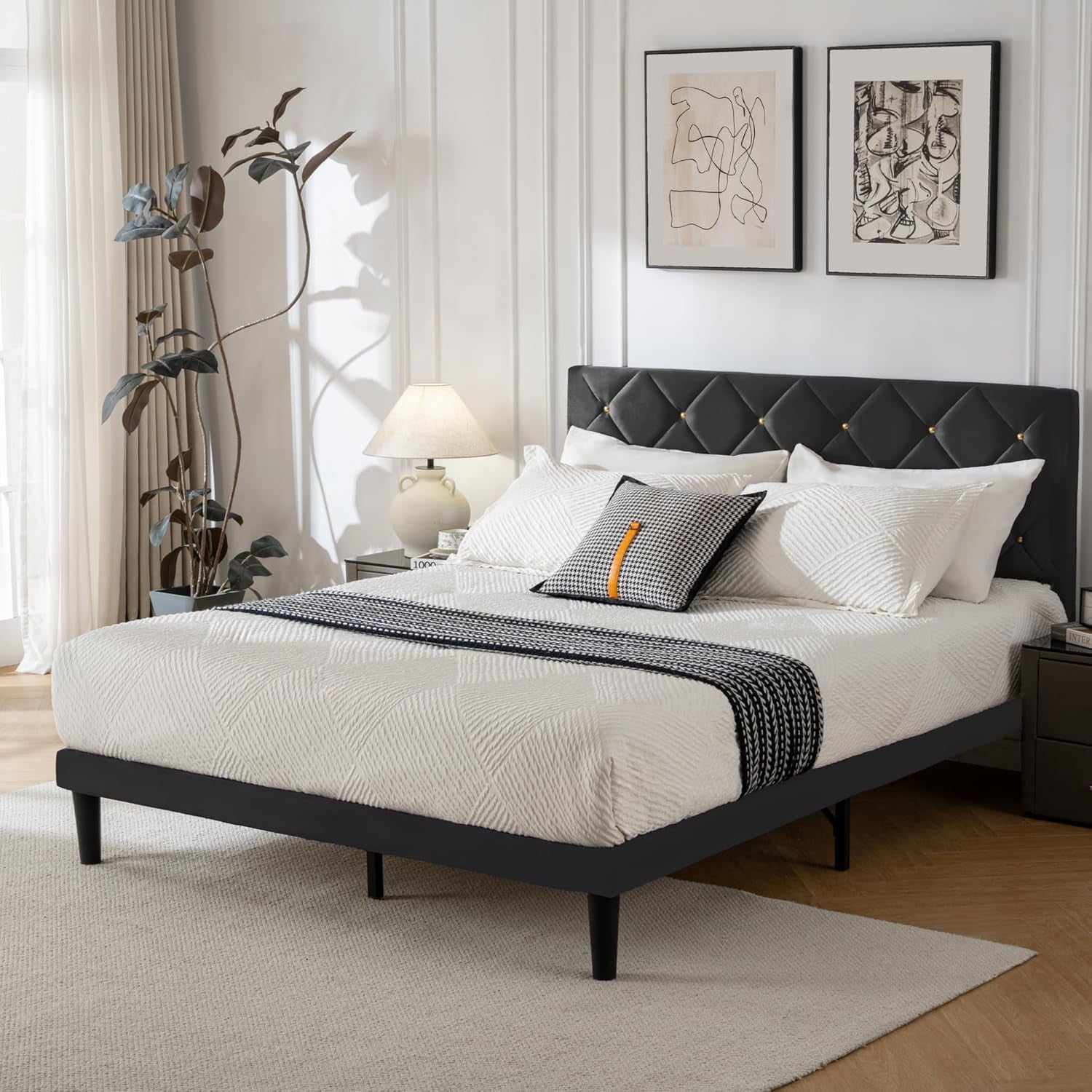 Verona Studded Bed, Queen image 2
